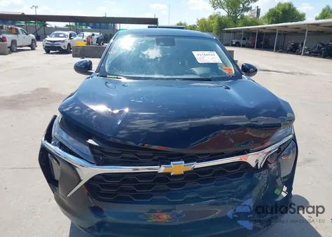 2025 Chevrolet Trax Fwd Ls z USA, uszkodzony, nr VIN KL77LFEP4SC052485